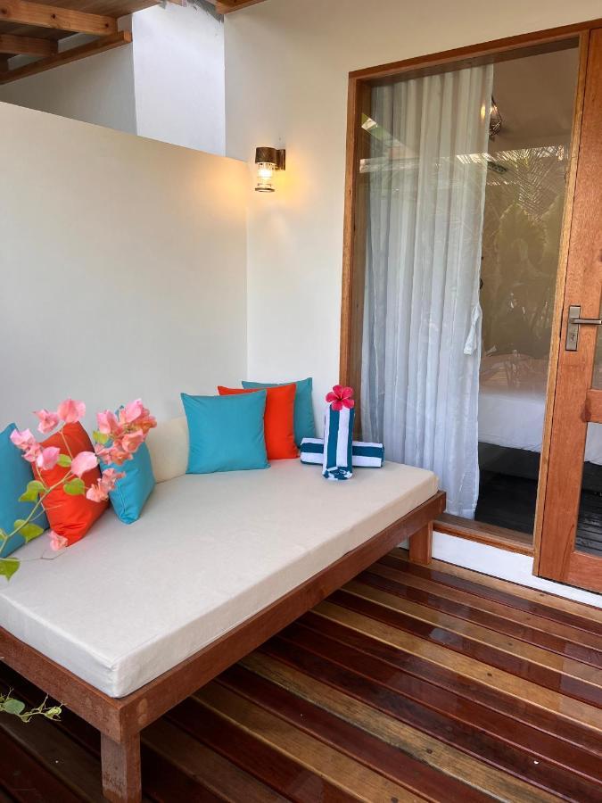 Seaside Dhigurah Hotel Digura Kültér fotó